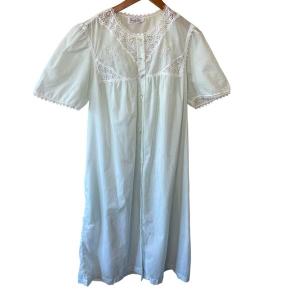 VTG Vanity Fair Light Mint Floral Embroidered W/ Lace Trim Nightgown Mumu Small - Picture 1 of 9